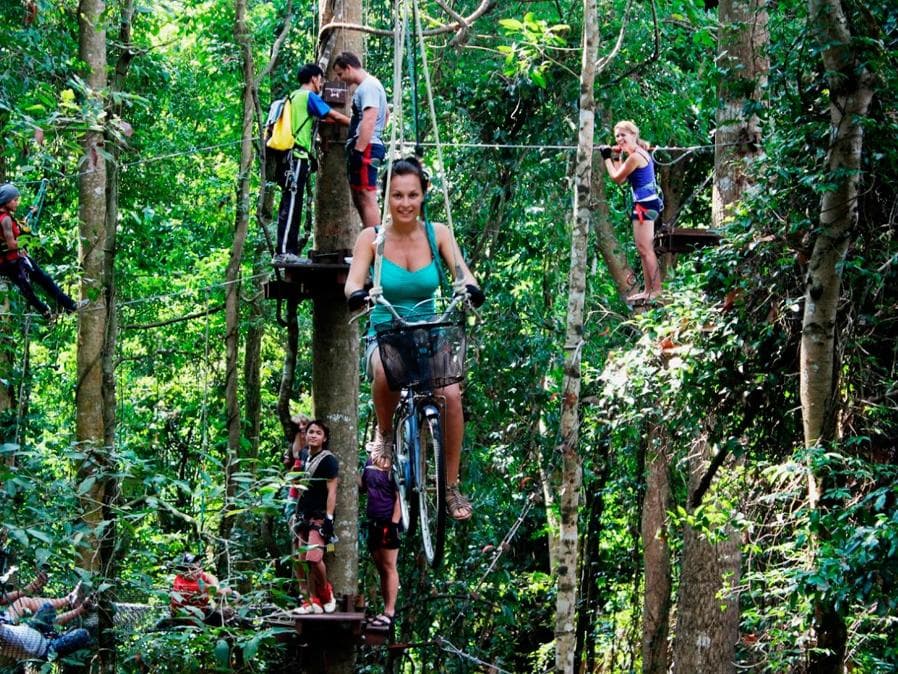 Верёвочный маршрут Treetop Adventure Park