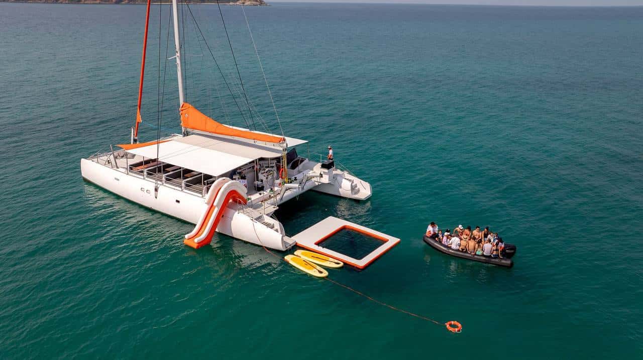 Orange Sail — прогулка на катамаране из Паттайи к Ко Пай Orange Sail — прогулка на катамаране из Паттайи к Ко Пай — фото